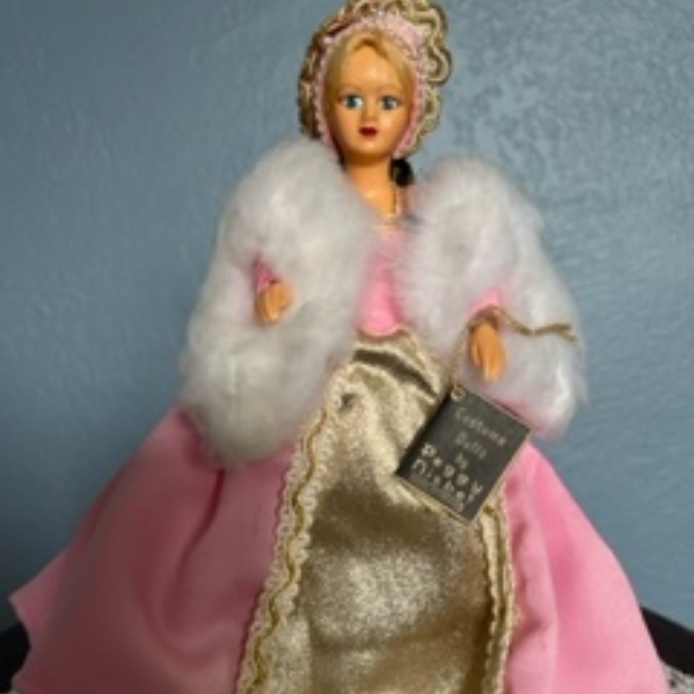 Peggy Nisbet Doll - Jane Seymour